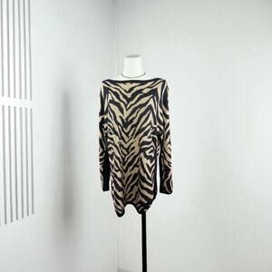 Cabi Women’s Tiger Print Sweater | Bold Zebra Stripes drop shoulder | Size Small